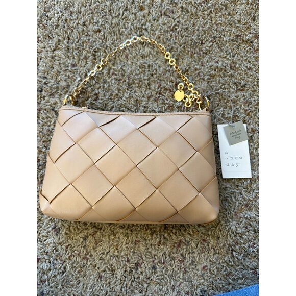 a new day Handbags - A New Day Womens Woven Shoulder Bag Beige Detachable Gold Chain Handle NEW